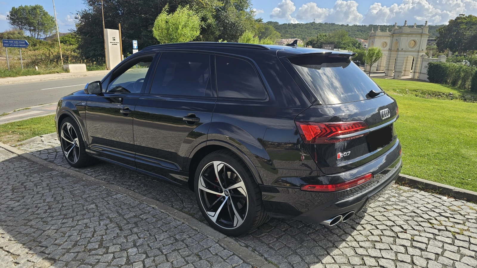 Audi SQ7 4.0 TDI V8 - изображение 6