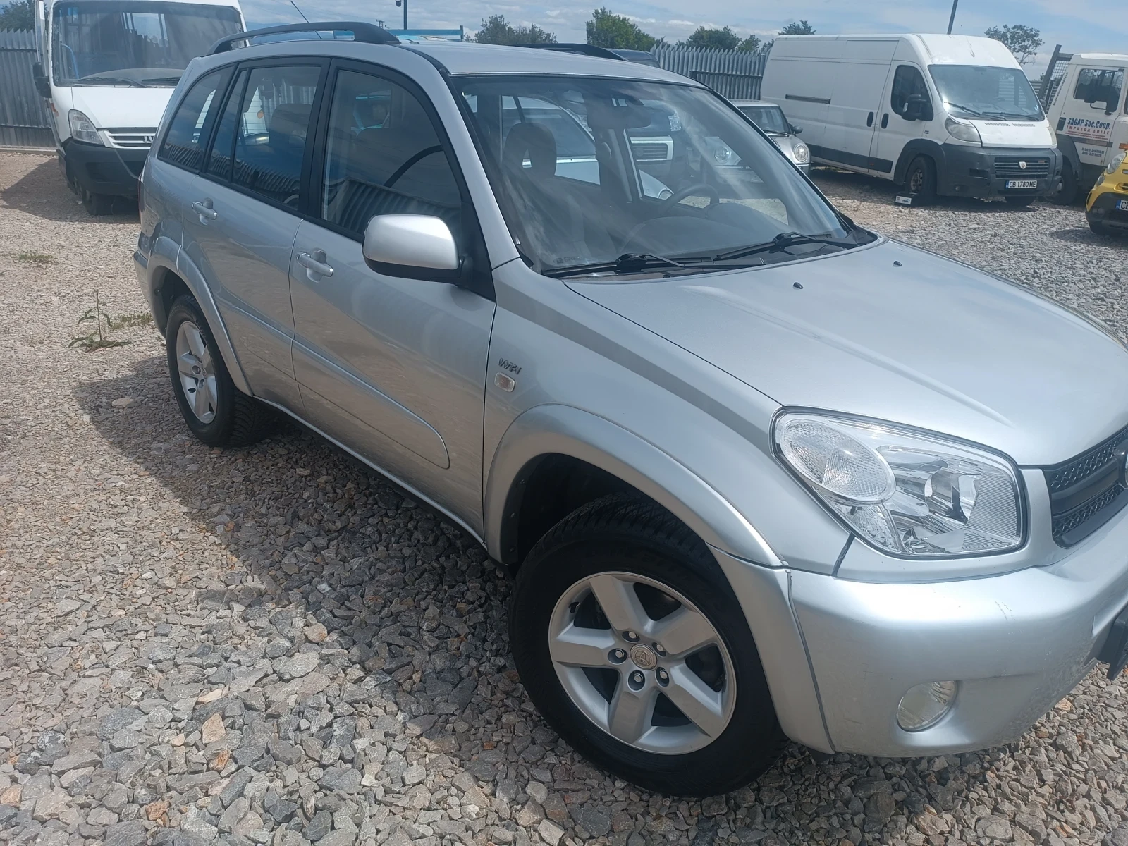 Toyota Rav4 2.0 Бензин 150к.с. - изображение 8