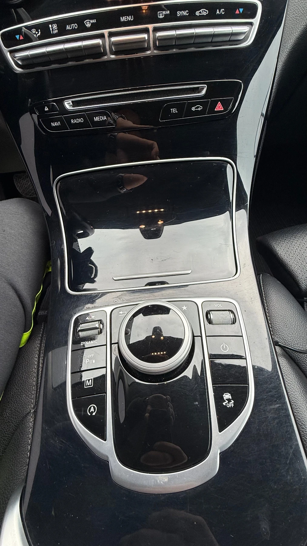 Mercedes-Benz GLC 220, снимка 9 - Автомобили и джипове - 54005287