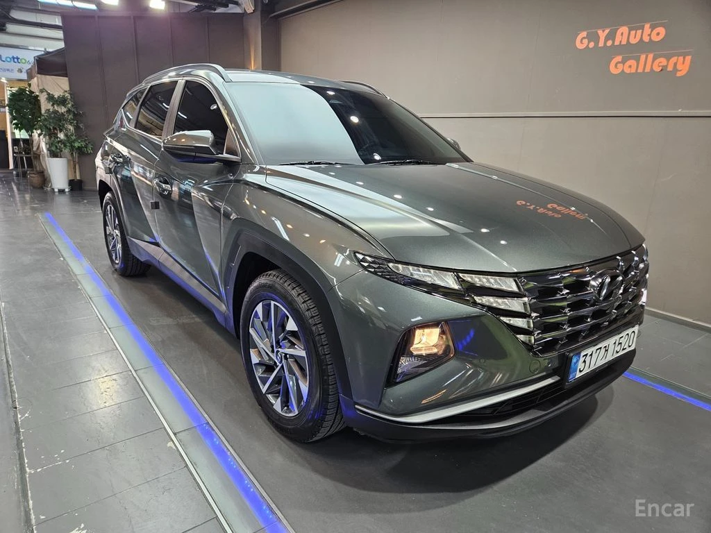 Hyundai Tucson 2.0D Premium 4x4* КАМЕРА* ПОДГРЕВ* ОБДУХВАНЕ* 