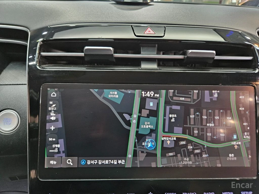 Hyundai Tucson 2.0D Premium 4x4* КАМЕРА* ПОДГРЕВ* ОБДУХВАНЕ* , снимка 11 - Автомобили и джипове - 55081315