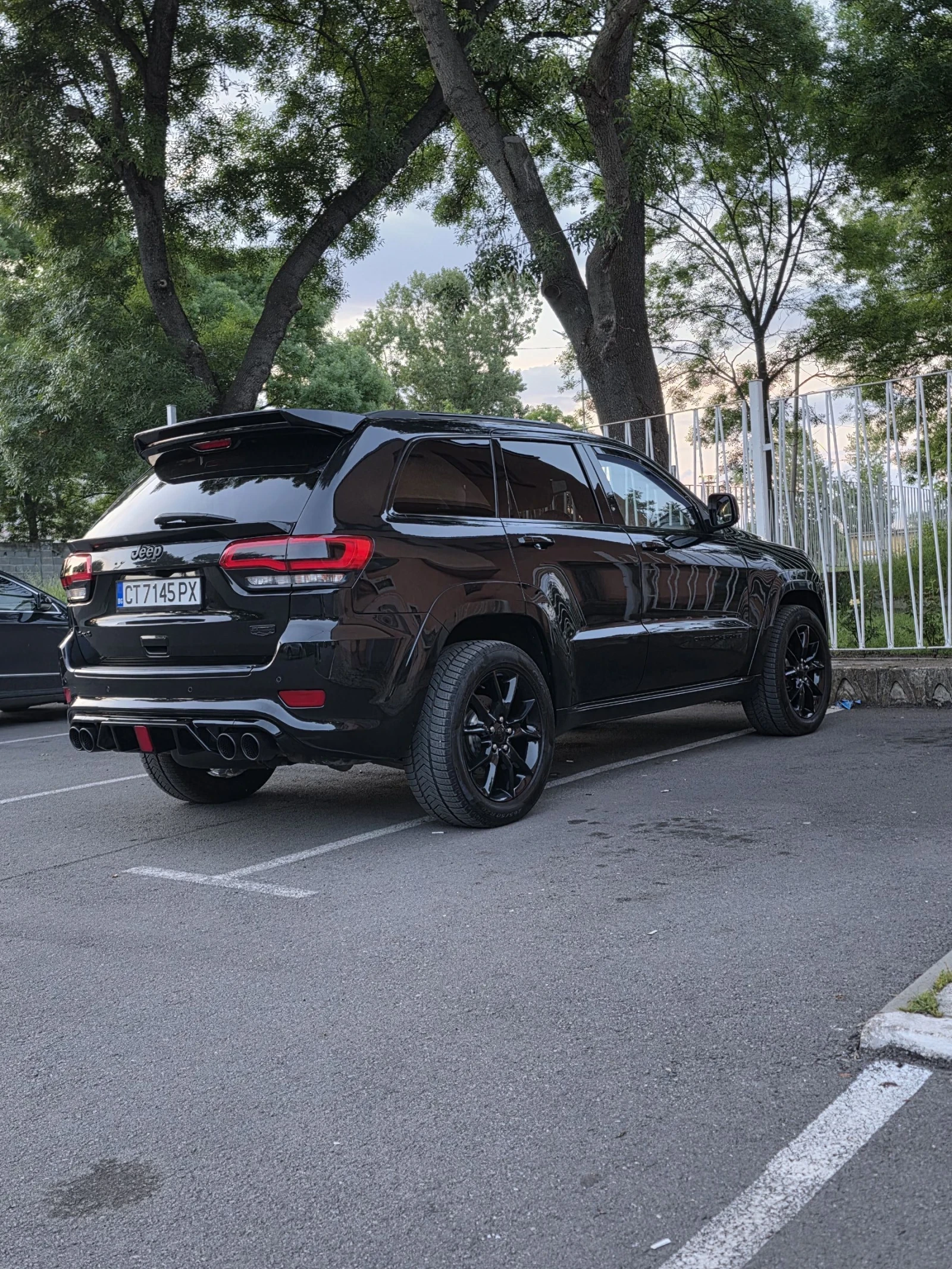 Jeep Grand cherokee, снимка 4 - Автомобили и джипове - 55272786