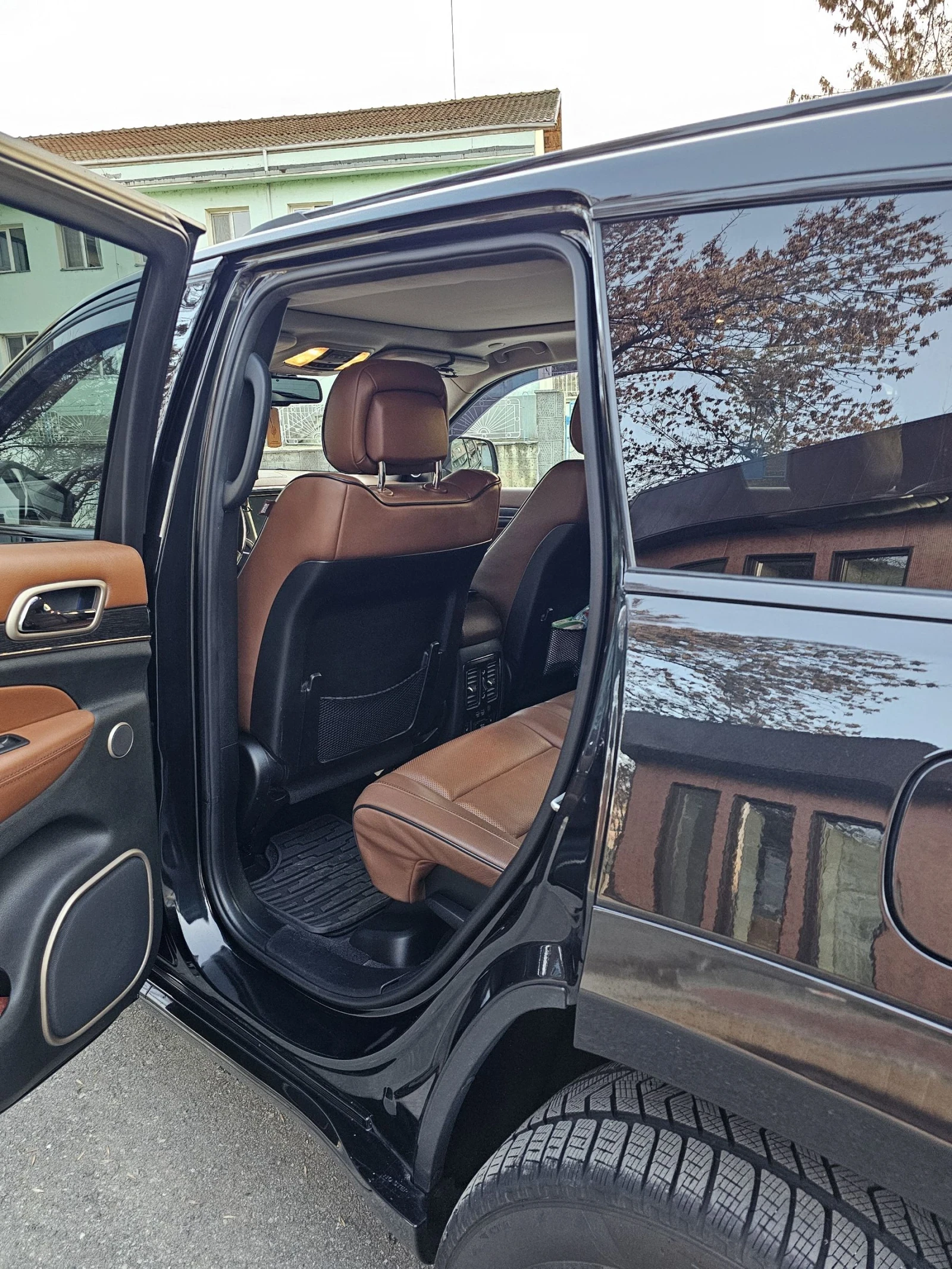 Jeep Grand cherokee, снимка 16 - Автомобили и джипове - 55272786