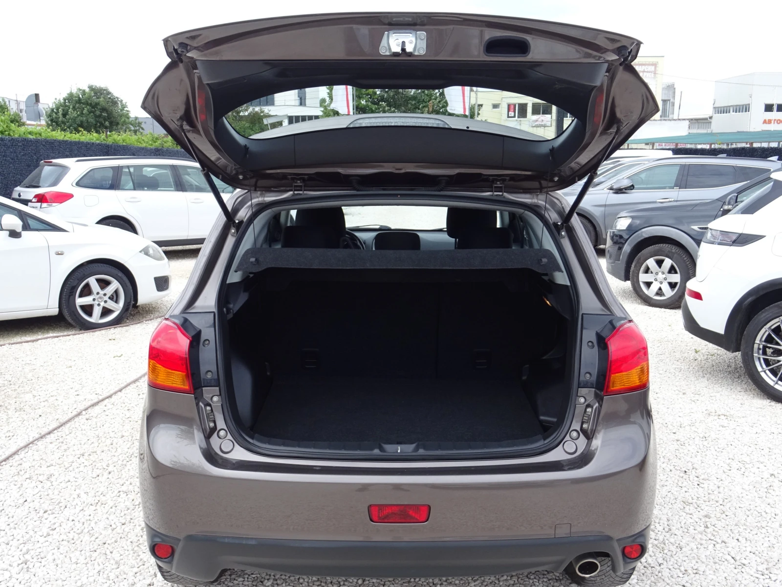 Mitsubishi ASX 1.6 mivec 2WD Invite, снимка 4 - Автомобили и джипове - 55413563