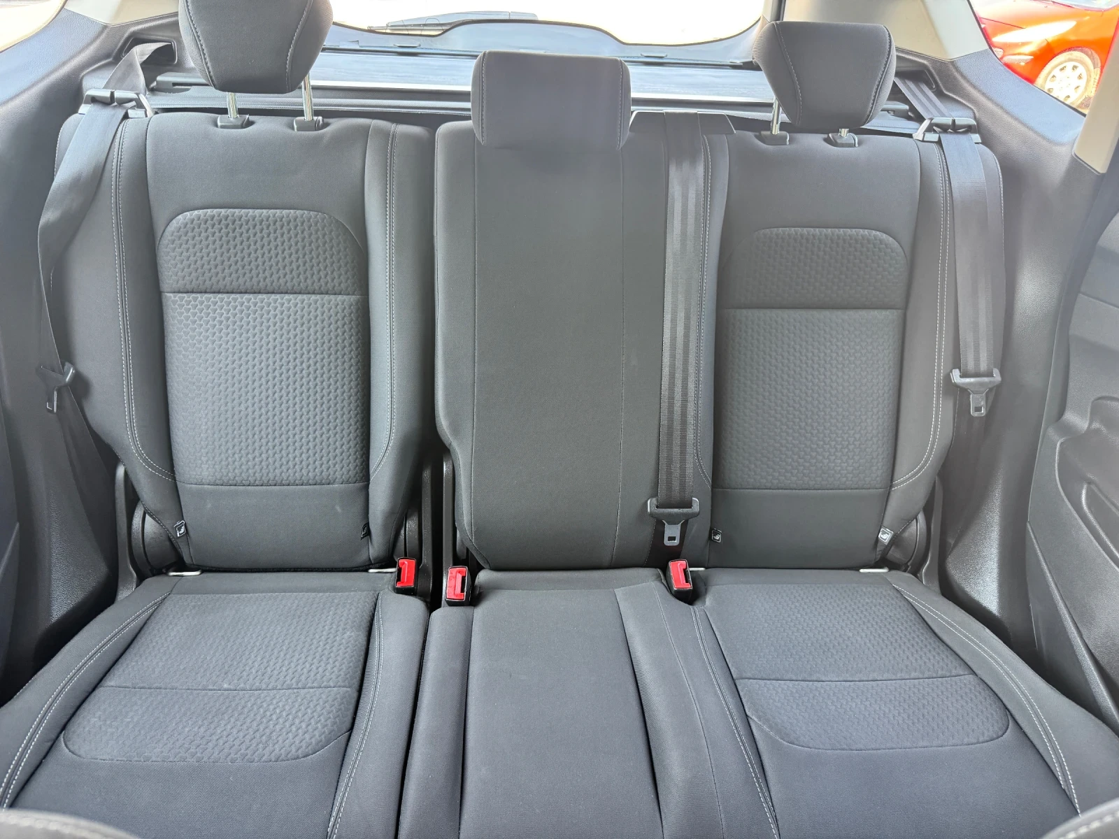 Ford Kuga 1.5tdci, снимка 15 - Автомобили и джипове - 56038755