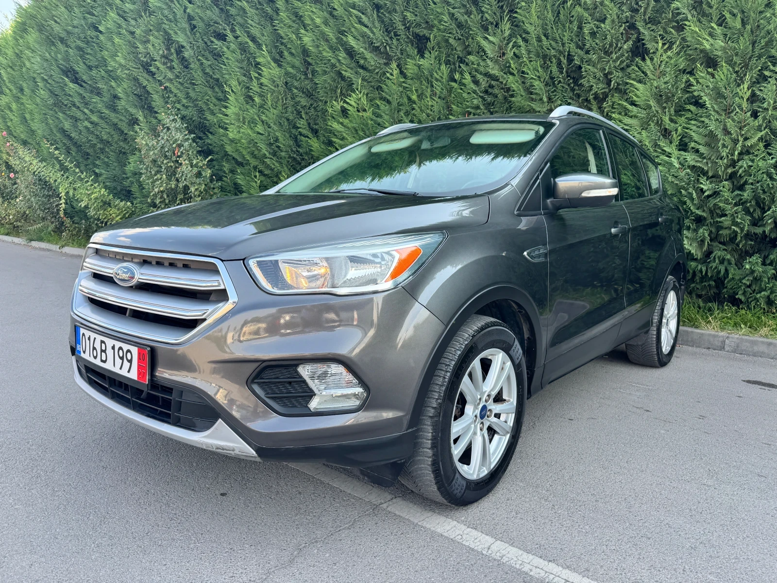 Ford Kuga 1.5tdci, снимка 2 - Автомобили и джипове - 56038755