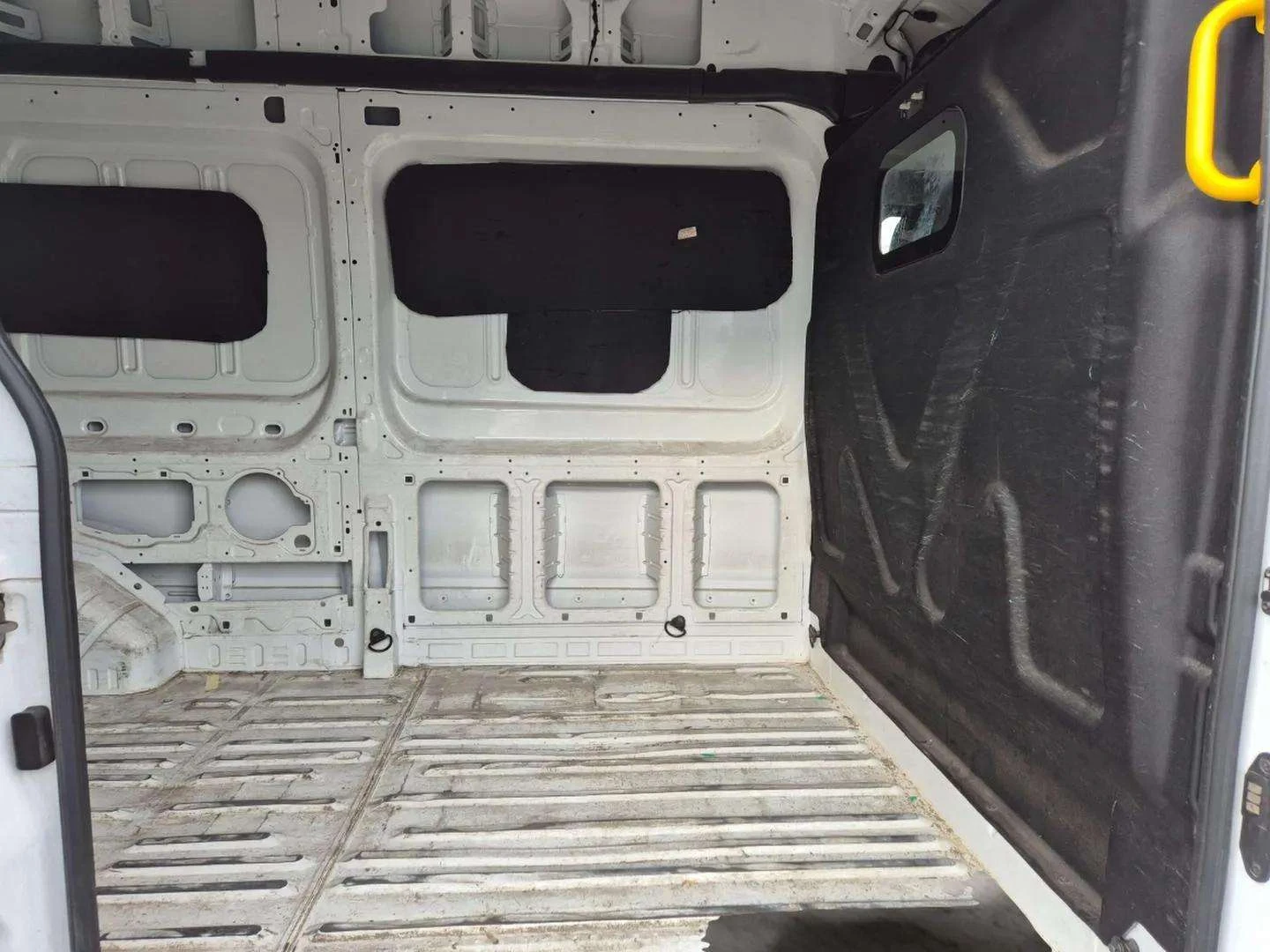 Ford Transit 2.0 EcoBlue - изображение 10