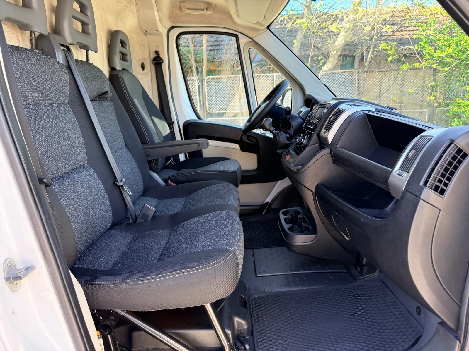 Fiat Ducato 130* КАМЕРА* КЛИМА* АВТОПИЛОТ* ИТАЛИЯ* ВИСОКА БАЗА, снимка 8 - Бусове и автобуси - 54141349