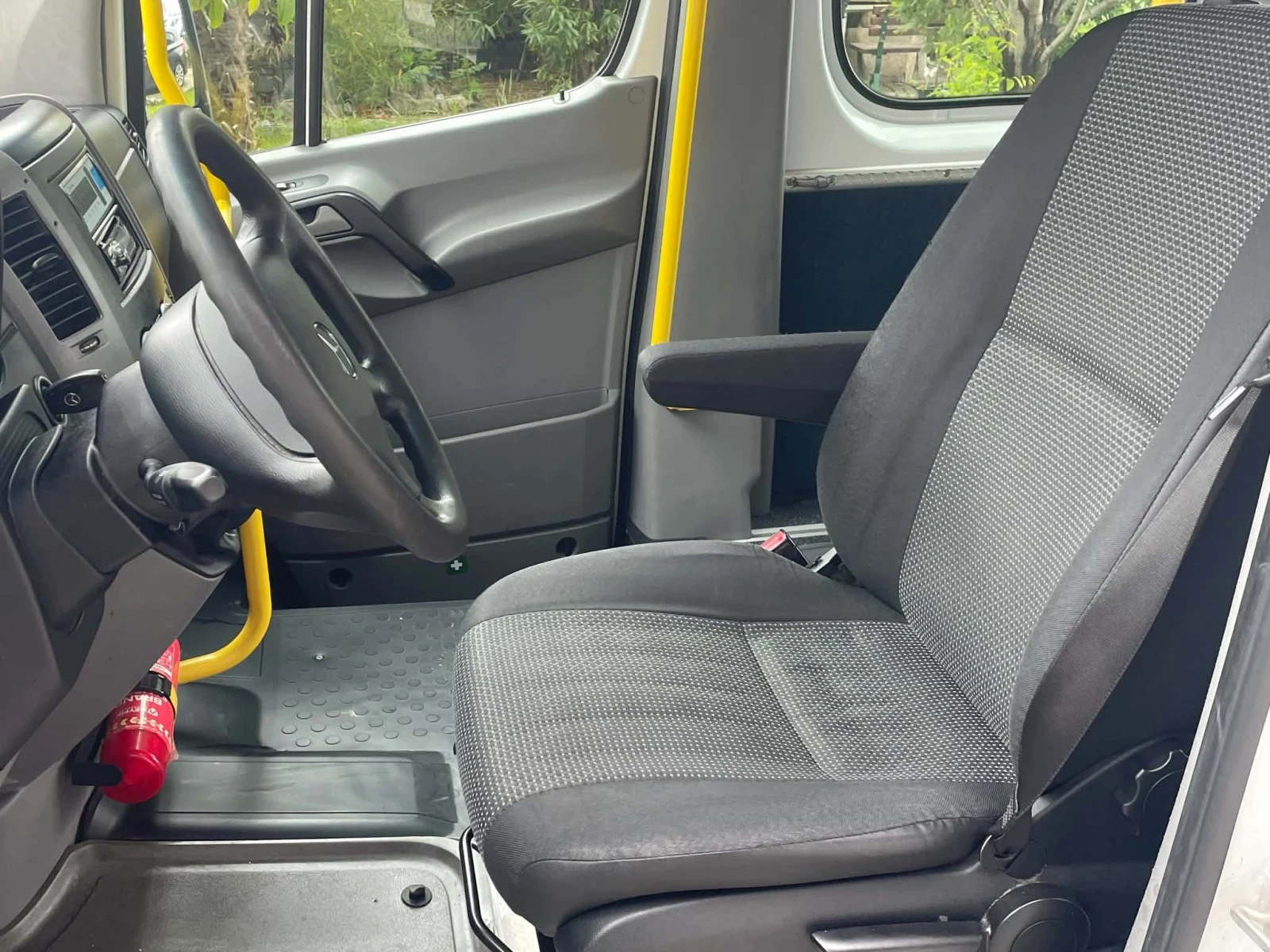 Mercedes-Benz Sprinter 313 8+ 1, снимка 8 - Бусове и автобуси - 54227885
