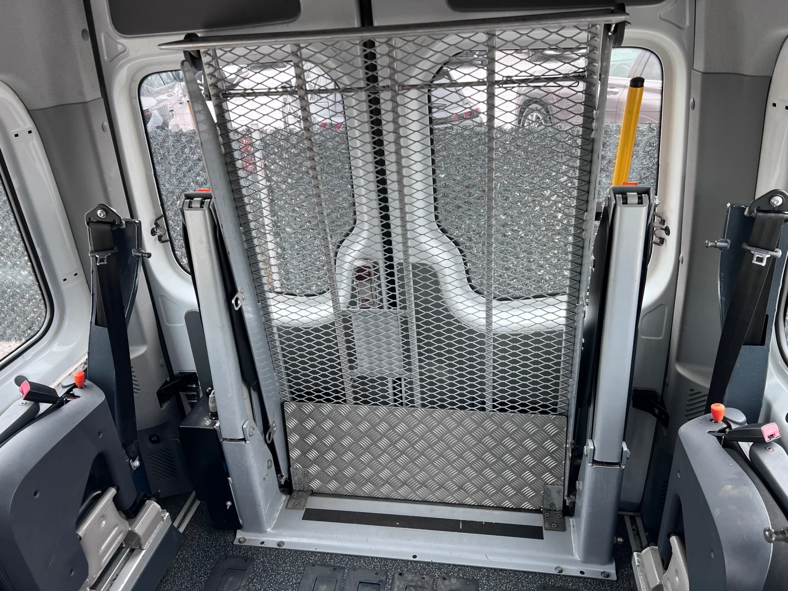 Mercedes-Benz Sprinter 313 8+ 1, снимка 9 - Бусове и автобуси - 54227885