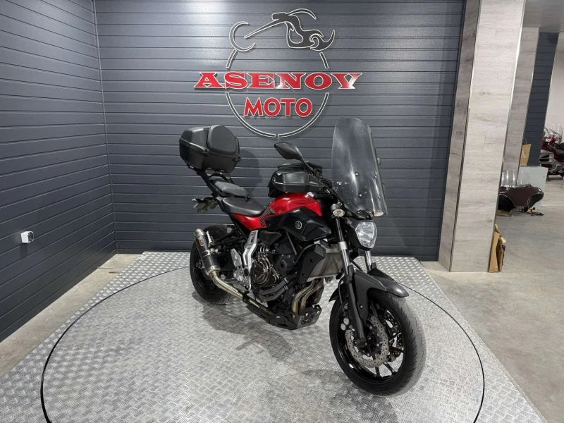 Yamaha Mt-07 RED BARON