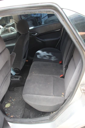 Ford Focus 1.6i/LPG  101 кс.  - САМО НА ЧАСТИ , снимка 10