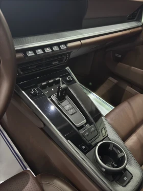 Porsche 911 Тарга 4, снимка 5