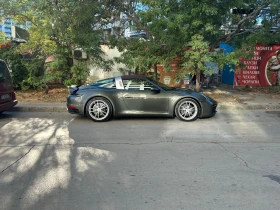 Porsche 911 Тарга 4, снимка 2