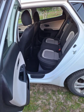 Kia Ceed 1.6crsi 128кс, снимка 13