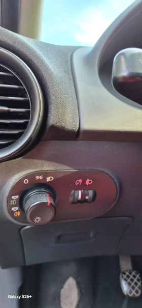 Seat Ibiza КЛИМАТРОНИК, снимка 4