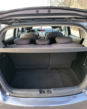 Hyundai I20 1.25 АГУ - 8490 лв. / 4340.87 € - 73114108 11