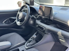 Toyota Yaris 1.5 HEV 13.000km | Mobile.bg    11