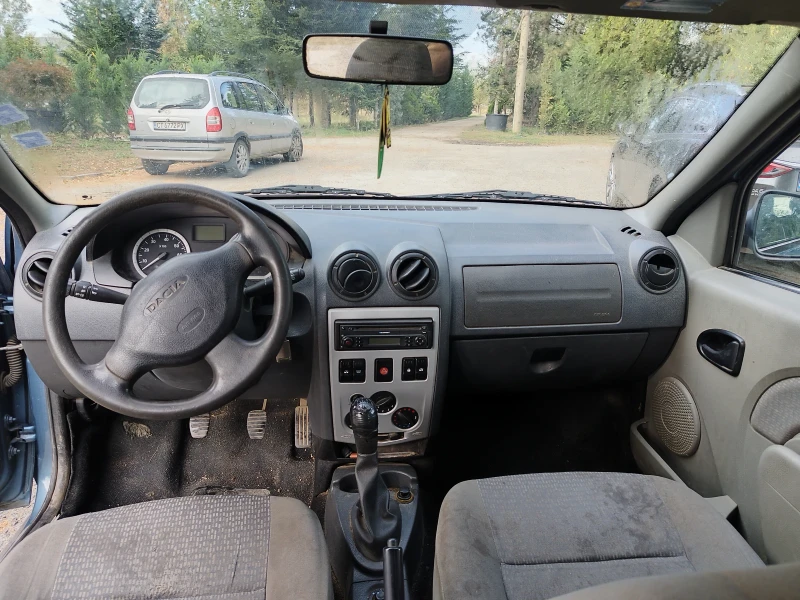 Dacia Logan 7 места, снимка 2 - Автомобили и джипове - 47462450