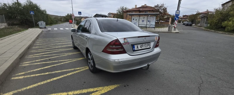 Mercedes-Benz C 270, снимка 6 - Автомобили и джипове - 47823838