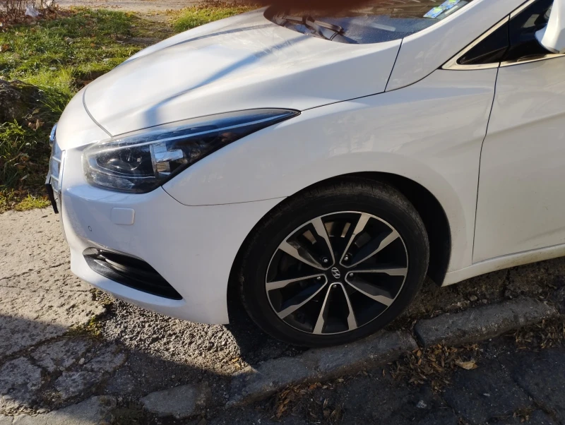 Hyundai I40, снимка 4 - Автомобили и джипове - 48131402