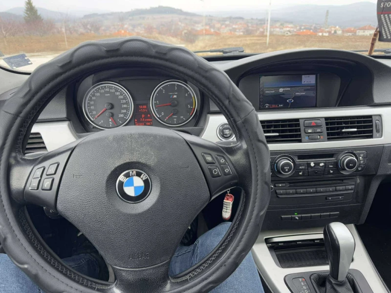 BMW 320, снимка 8 - Автомобили и джипове - 48345825