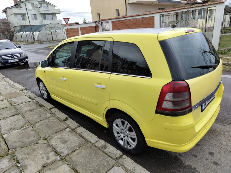 Opel Zafira 1.6 CNG Фабричен Метан 6+ 1, снимка 3 - Автомобили и джипове - 48545731