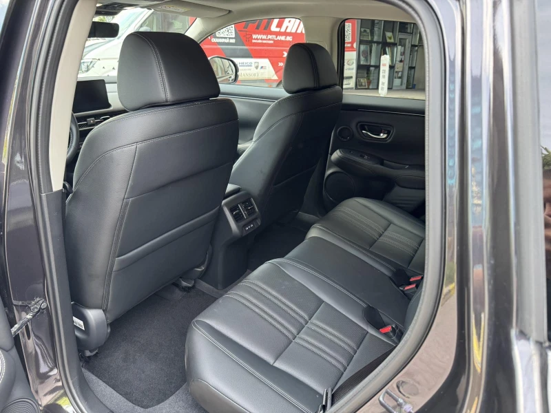 Honda ZR-V Advance , снимка 12 - Автомобили и джипове - 51605633