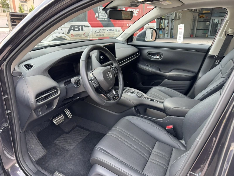 Honda ZR-V Advance , снимка 9 - Автомобили и джипове - 51605633