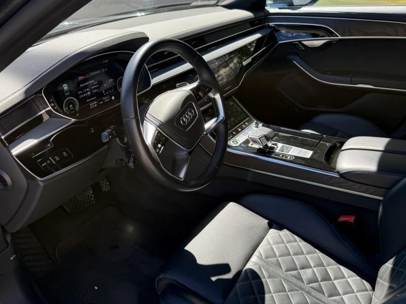 Audi A8 60TFSI/LONG/RSE/Панорама/Обдухване/Sline/HuD, снимка 7 - Автомобили и джипове - 51896917