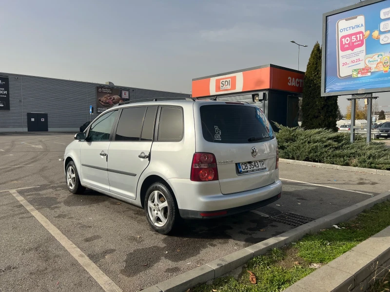 VW Touran, снимка 6 - Автомобили и джипове - 52431434
