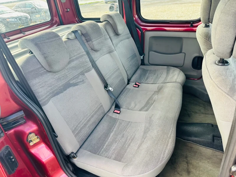 Renault Kangoo 1.5DCI, снимка 12 - Автомобили и джипове - 52606622