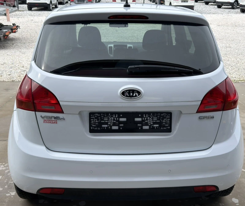 Kia Venga 1.4 CRDi EURO5 A, снимка 6 - Автомобили и джипове - 53453124