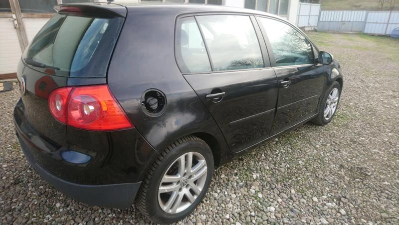 VW Golf 1.9Bls 105, снимка 15 - Автомобили и джипове - 34959738