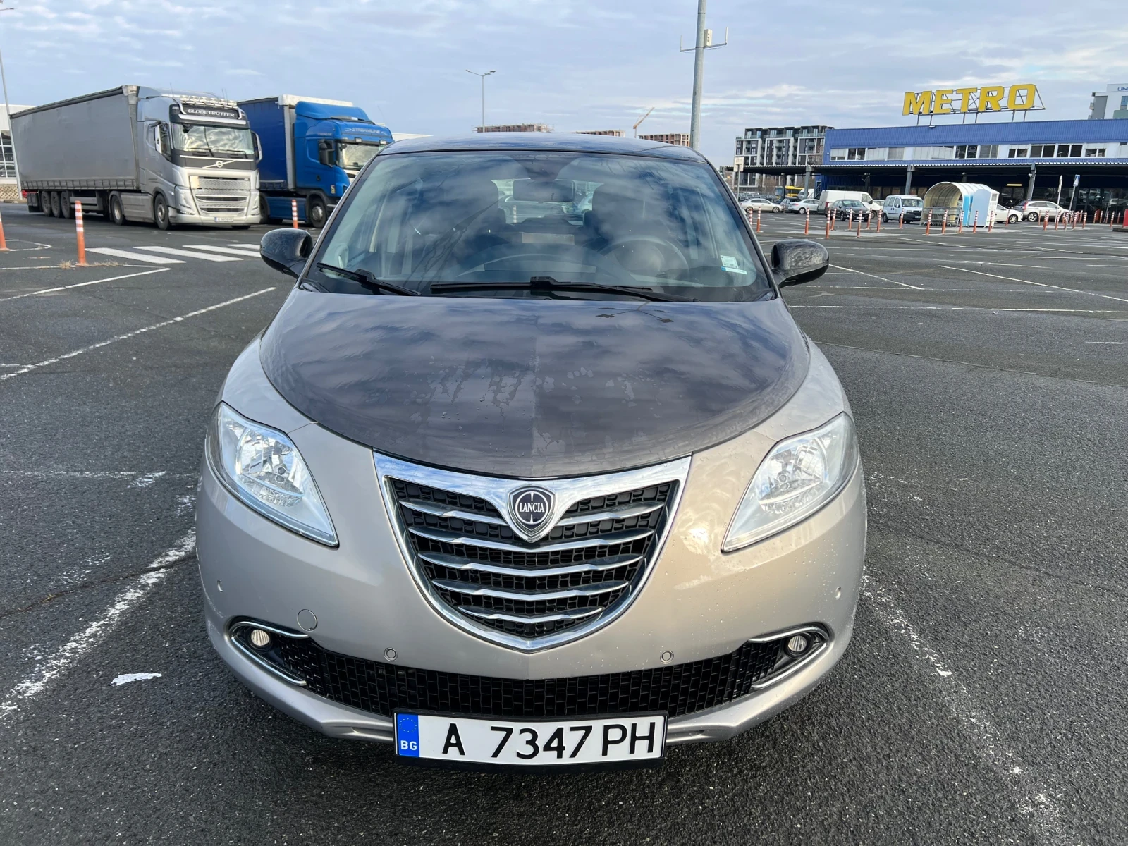 Lancia Ypsilon 0.9 турбо бензин , снимка 1