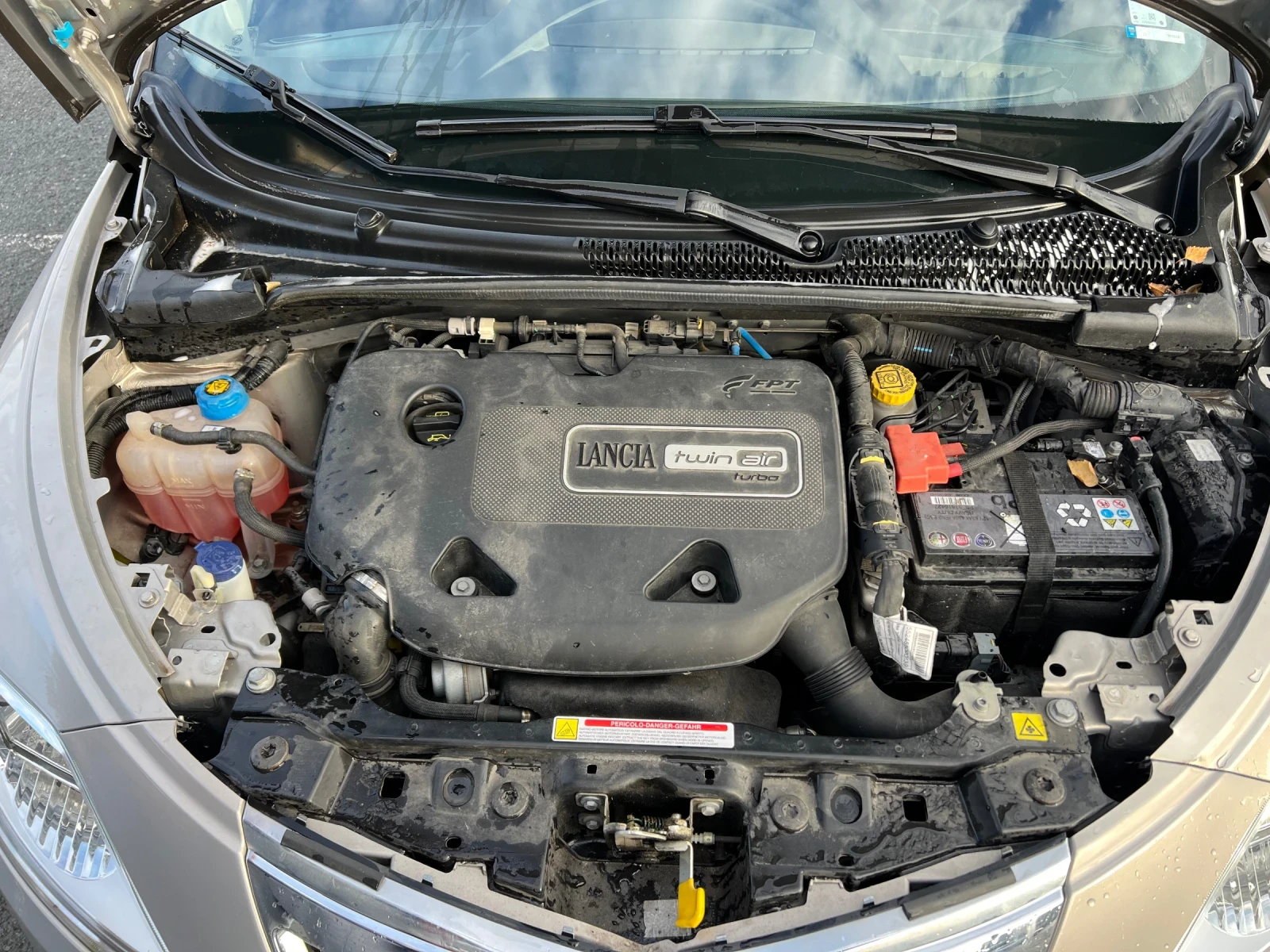 Lancia Ypsilon 0.9    | Mobile.bg   17