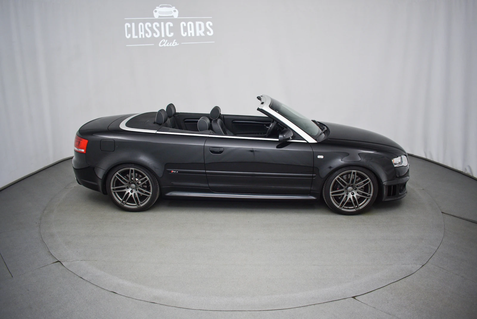 Audi Rs4 cabrio - изображение 2