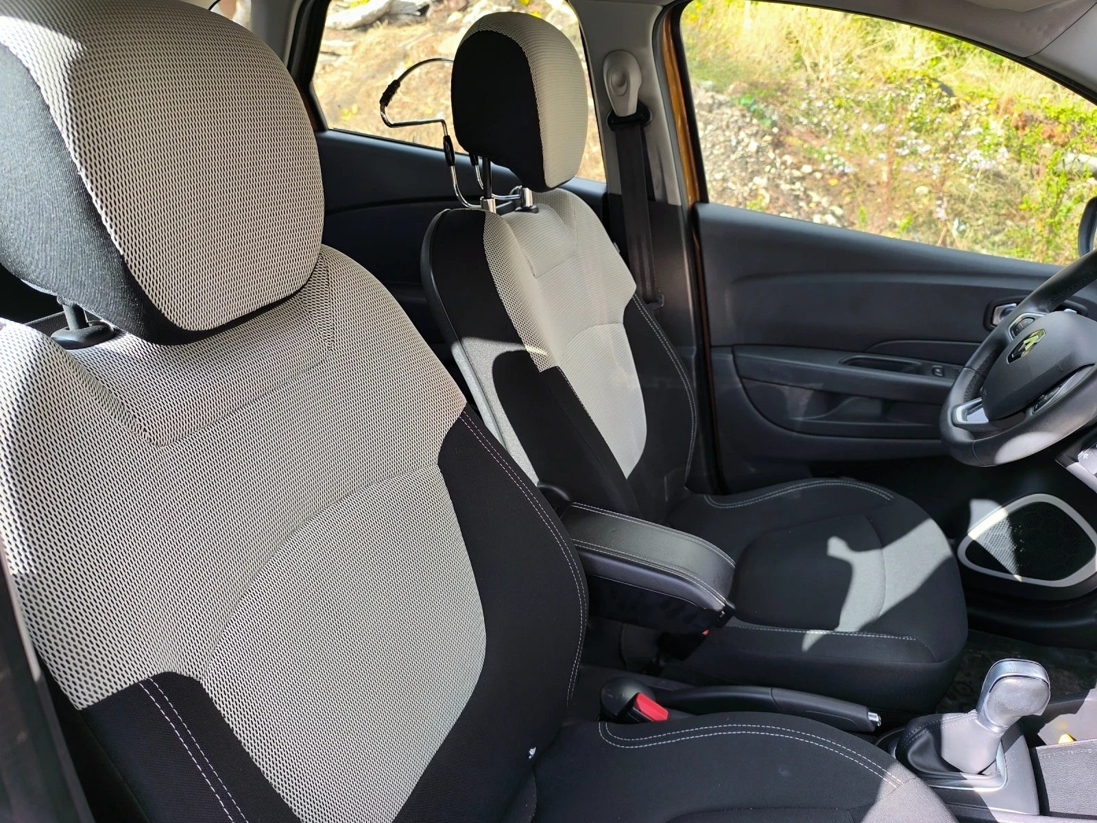Renault Captur 1.5dci automatic Intense  - изображение 6
