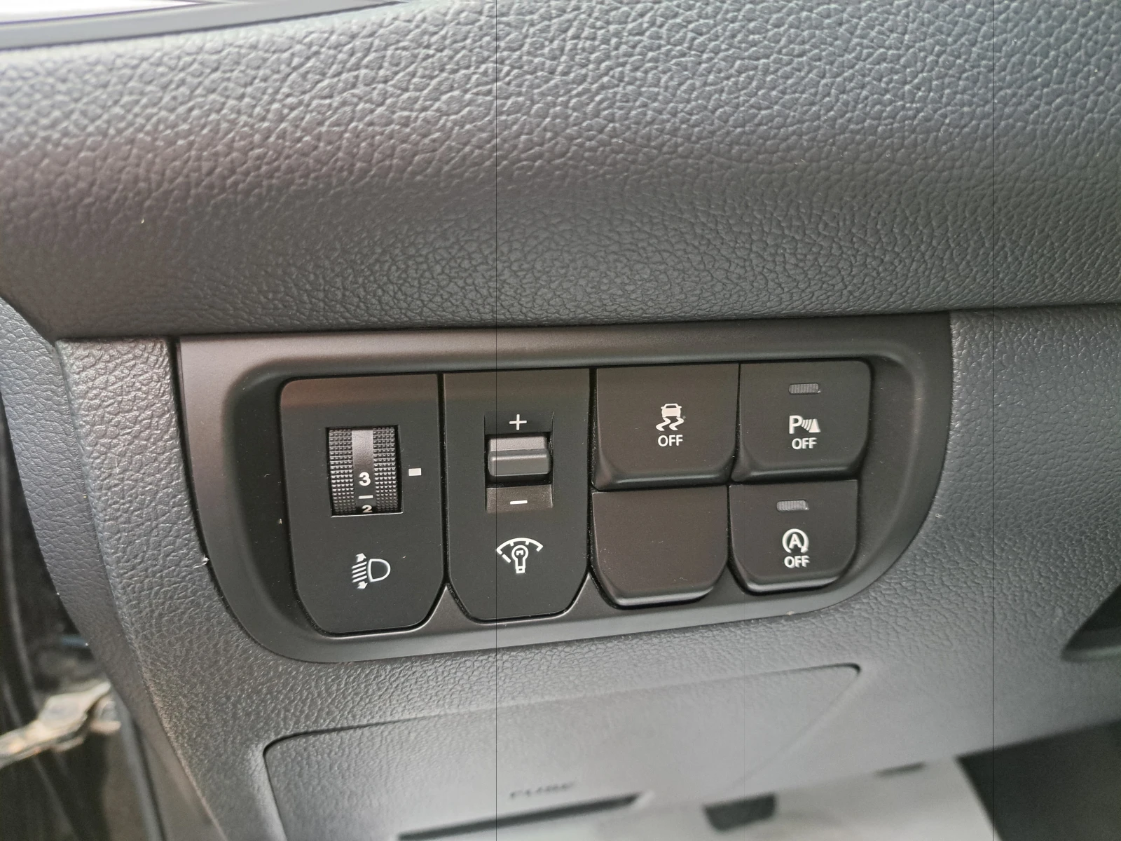 Kia Rio 1.4CRDI-EU6-NAVI-CAMERA-FULL | Mobile.bg   9