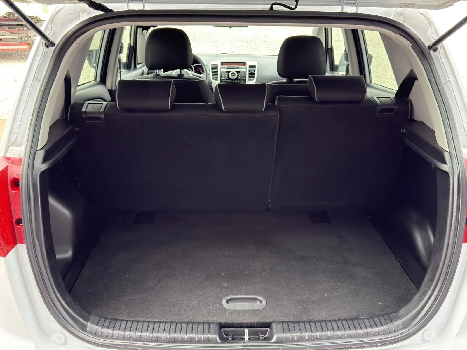 Kia Venga 1.4 CRDi EURO5 A - изображение 9