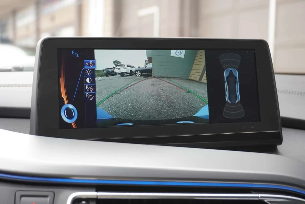 BMW i8 * 2dr Cpe * KEYLESS* �������* ����*  | Mobile.bg � ����������� 11