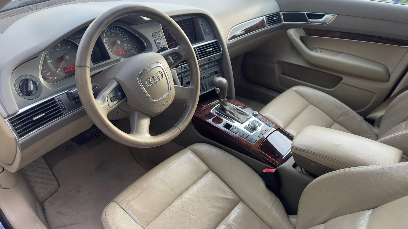 Audi A6, снимка 9 - Автомобили и джипове - 54048546