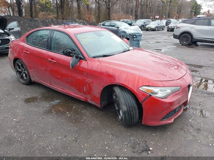 Alfa Romeo Giulia 2018 ALFA ROMEO GIULIA TI SPORT RWD, снимка 2 - Автомобили и джипове - 54051025