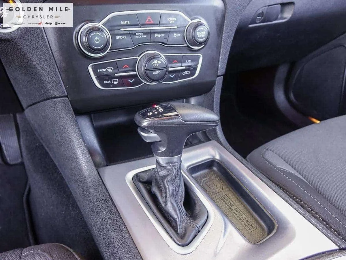 Dodge Charger * SXT * CARFAX * ���� �� �� | Mobile.bg � ����������� 9