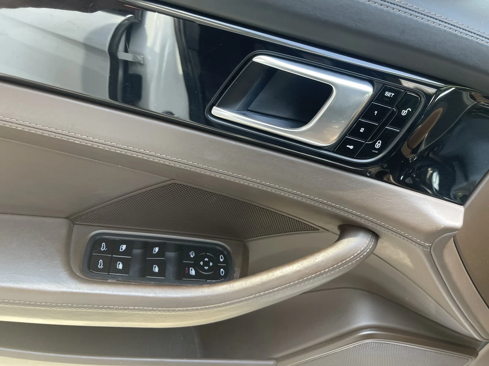 Porsche Panamera 4S SPORT CHRONO, снимка 11 - Автомобили и джипове - 55003686