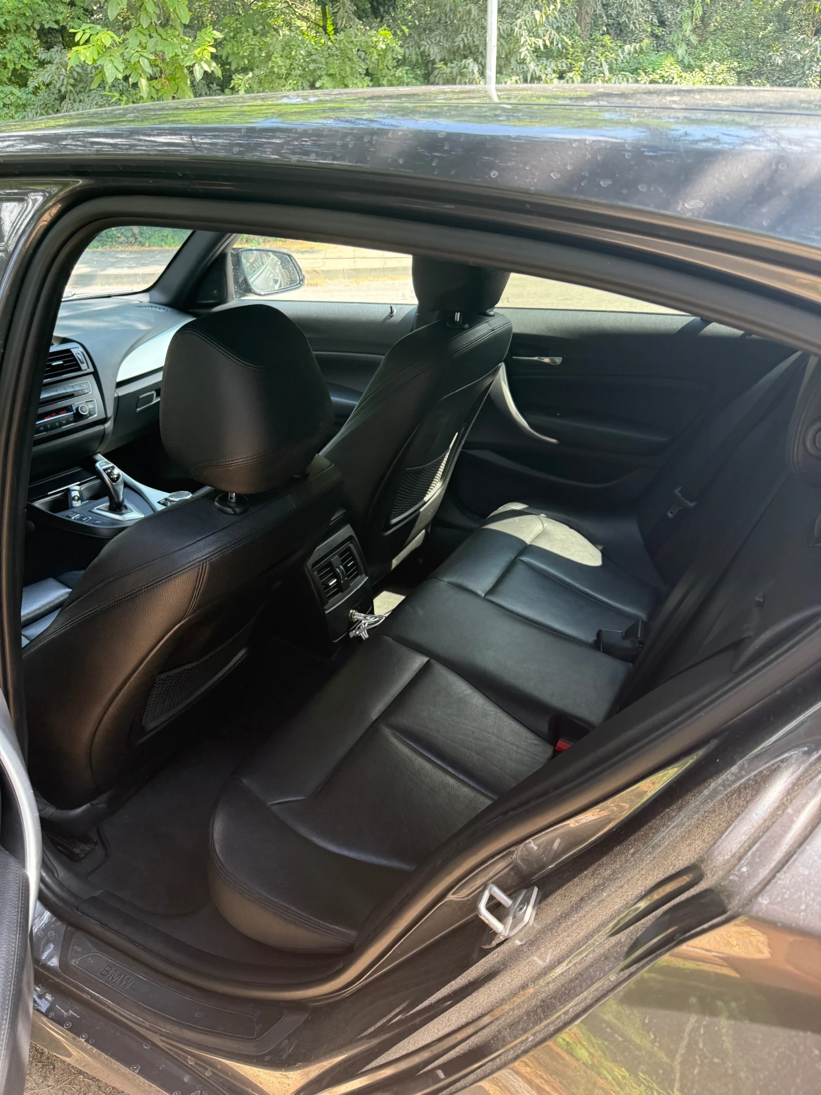 BMW 120 F20/M-sport/NAVI/CAMERA/AVTOMAT/КОЖА/ADAPTIVE LED, снимка 10 - Автомобили и джипове - 55153474