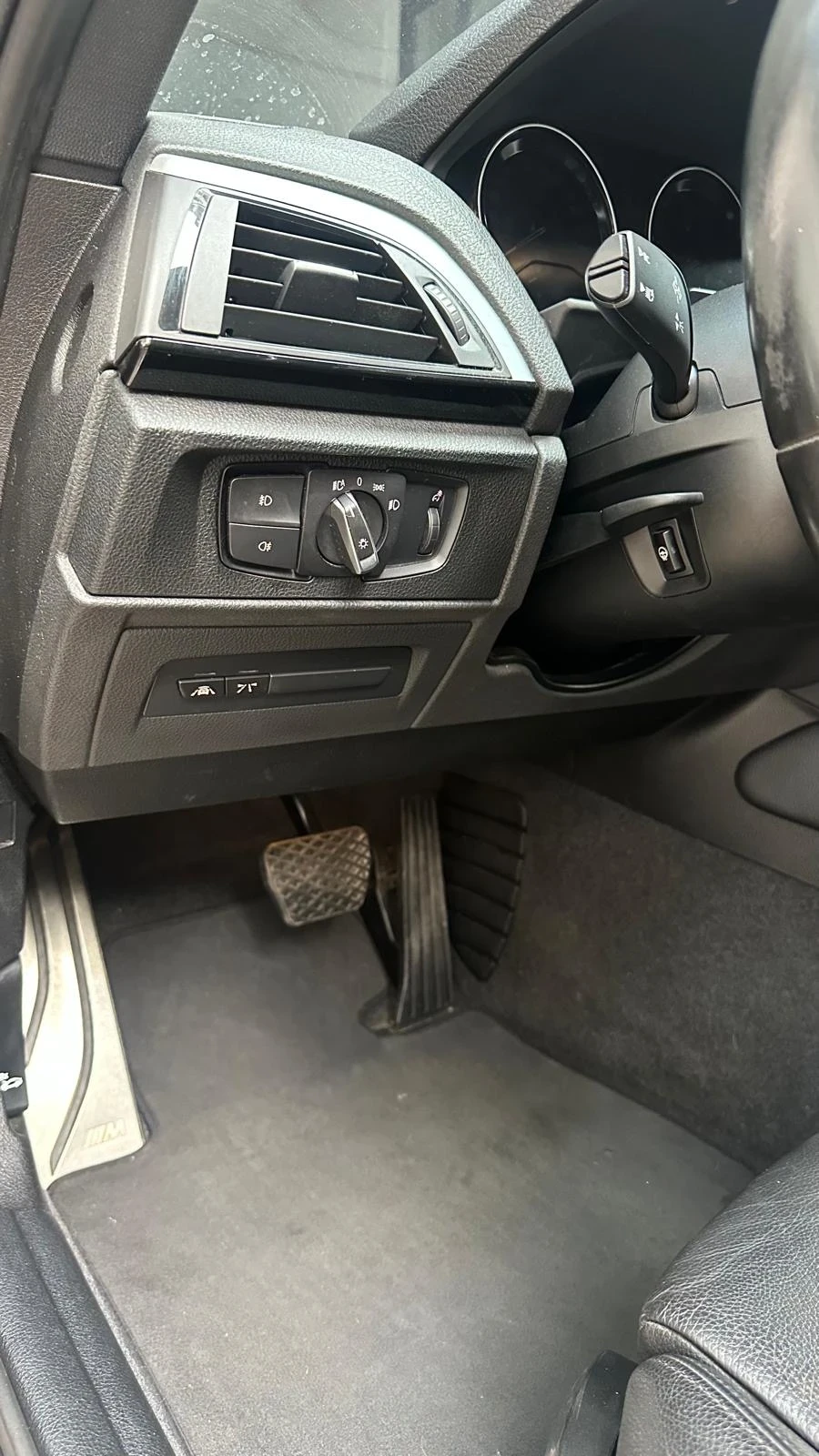 BMW 120 F20/M-sport/NAVI/CAMERA/AVTOMAT/КОЖА/ADAPTIVE LED, снимка 13 - Автомобили и джипове - 55153474