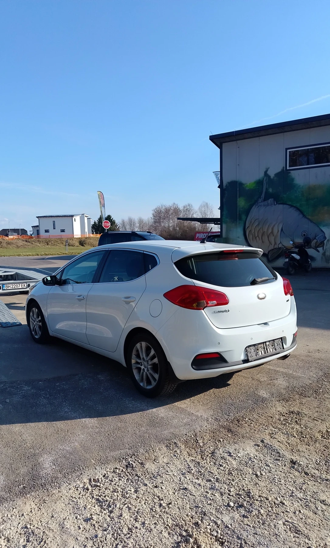 Kia Ceed 1.6crsi 128кс, снимка 3 - Автомобили и джипове - 55405268