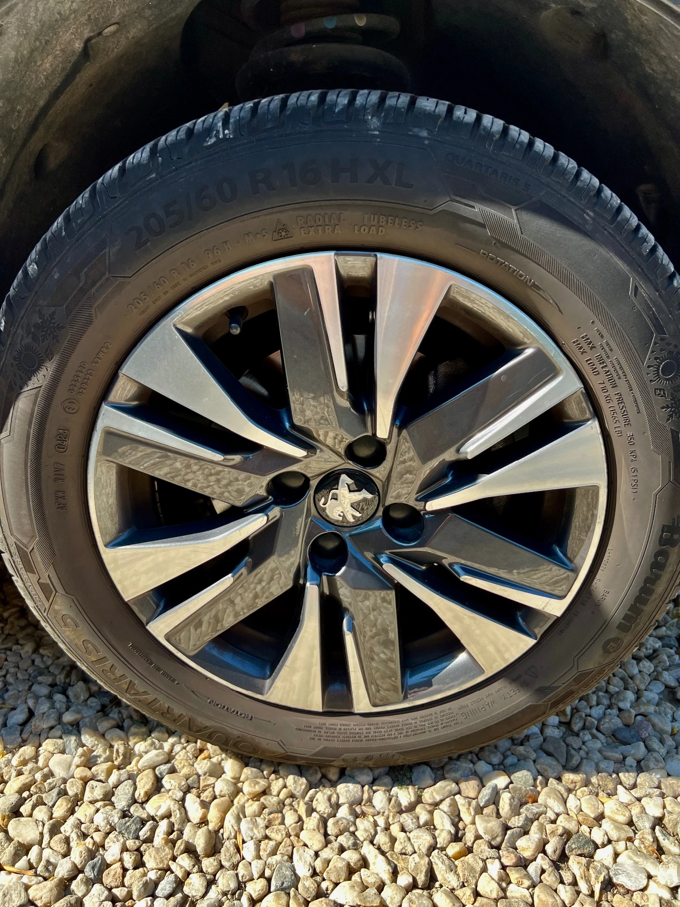 Peugeot 2008 Сменени вериги, снимка 4 - Автомобили и джипове - 55982427
