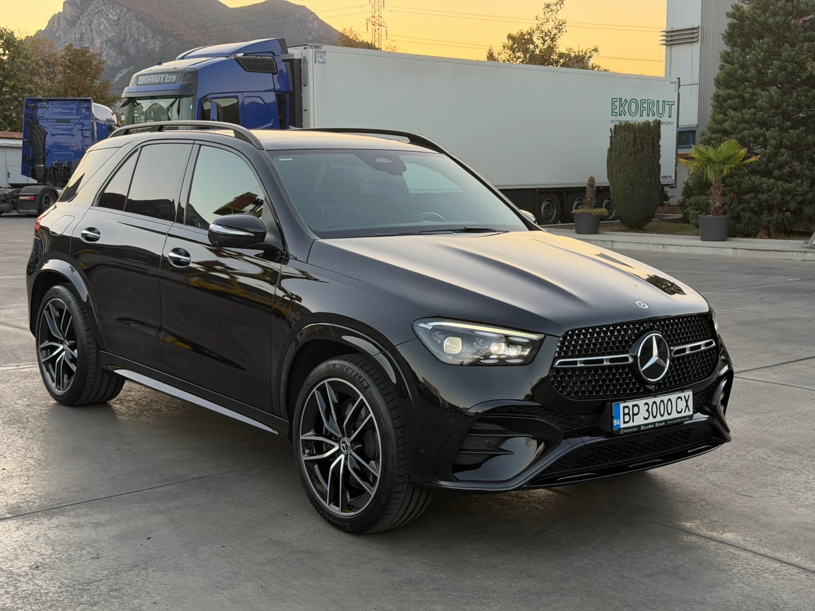 Mercedes-Benz GLE 450 4MATIC* AMG* Burmester* PANO* Гаранция
